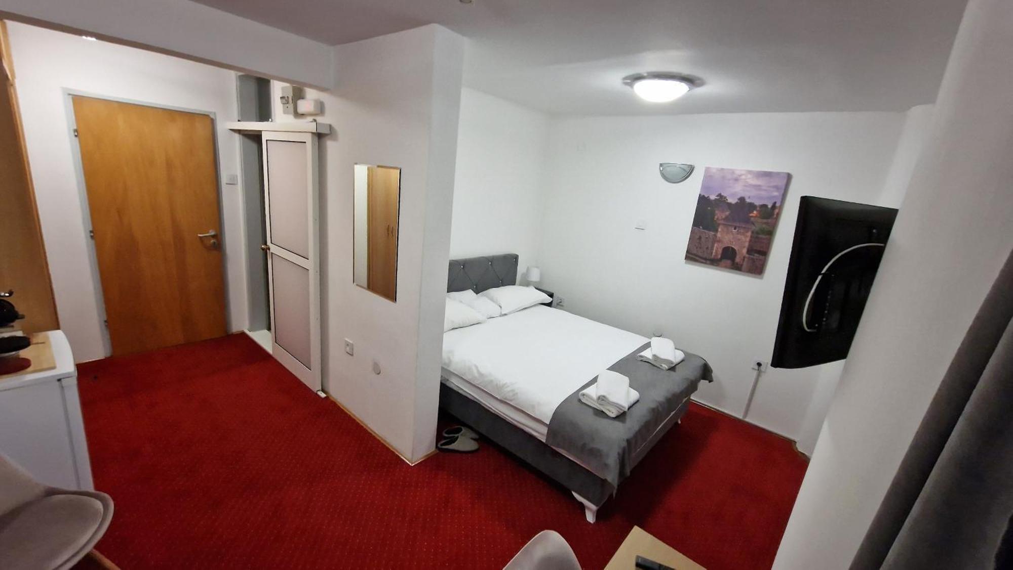 Olimpus Apartmani Bd Banjaluka بانيا لوكا الغرفة الصورة