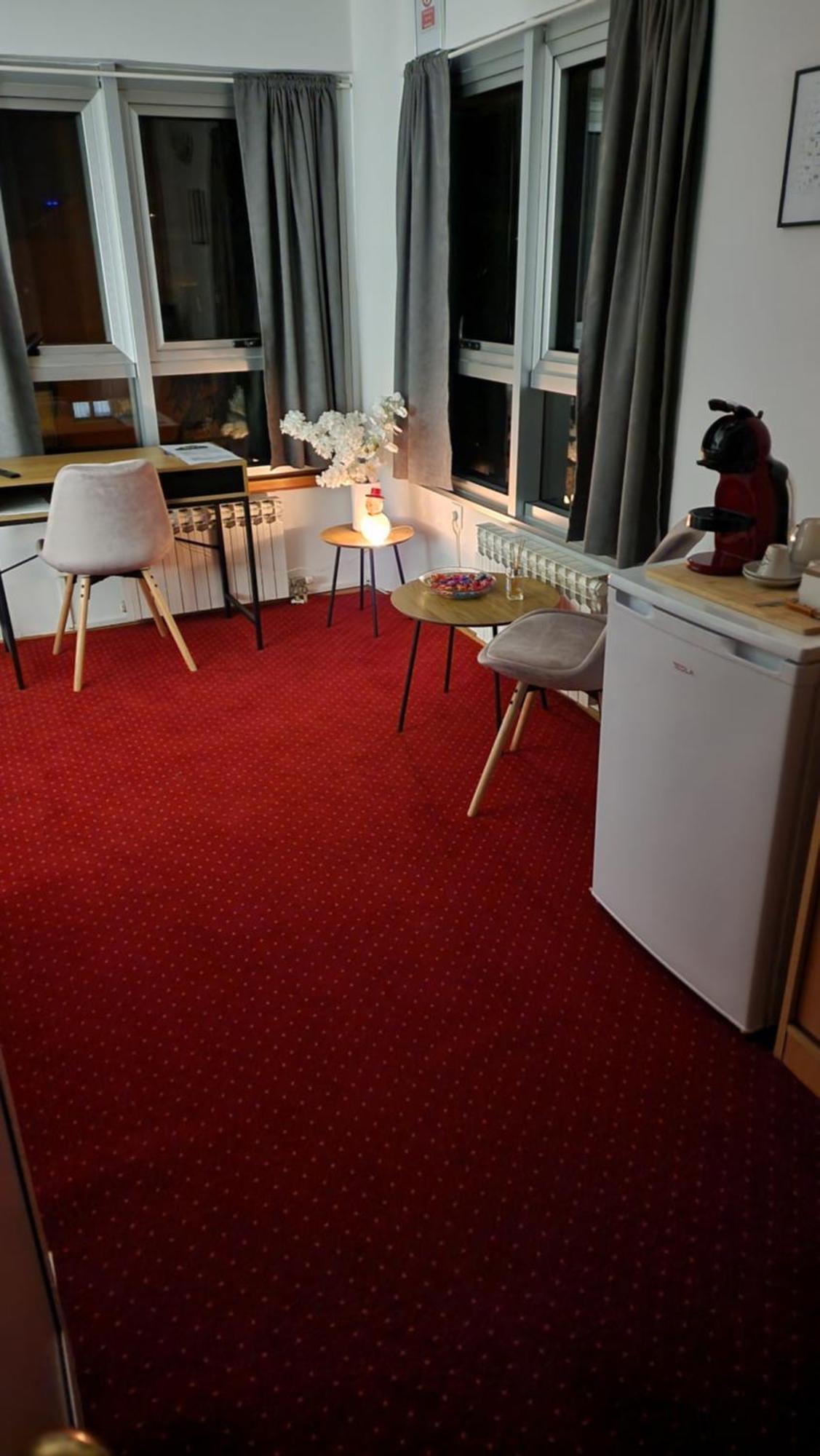Olimpus Apartmani Bd Banjaluka بانيا لوكا الغرفة الصورة