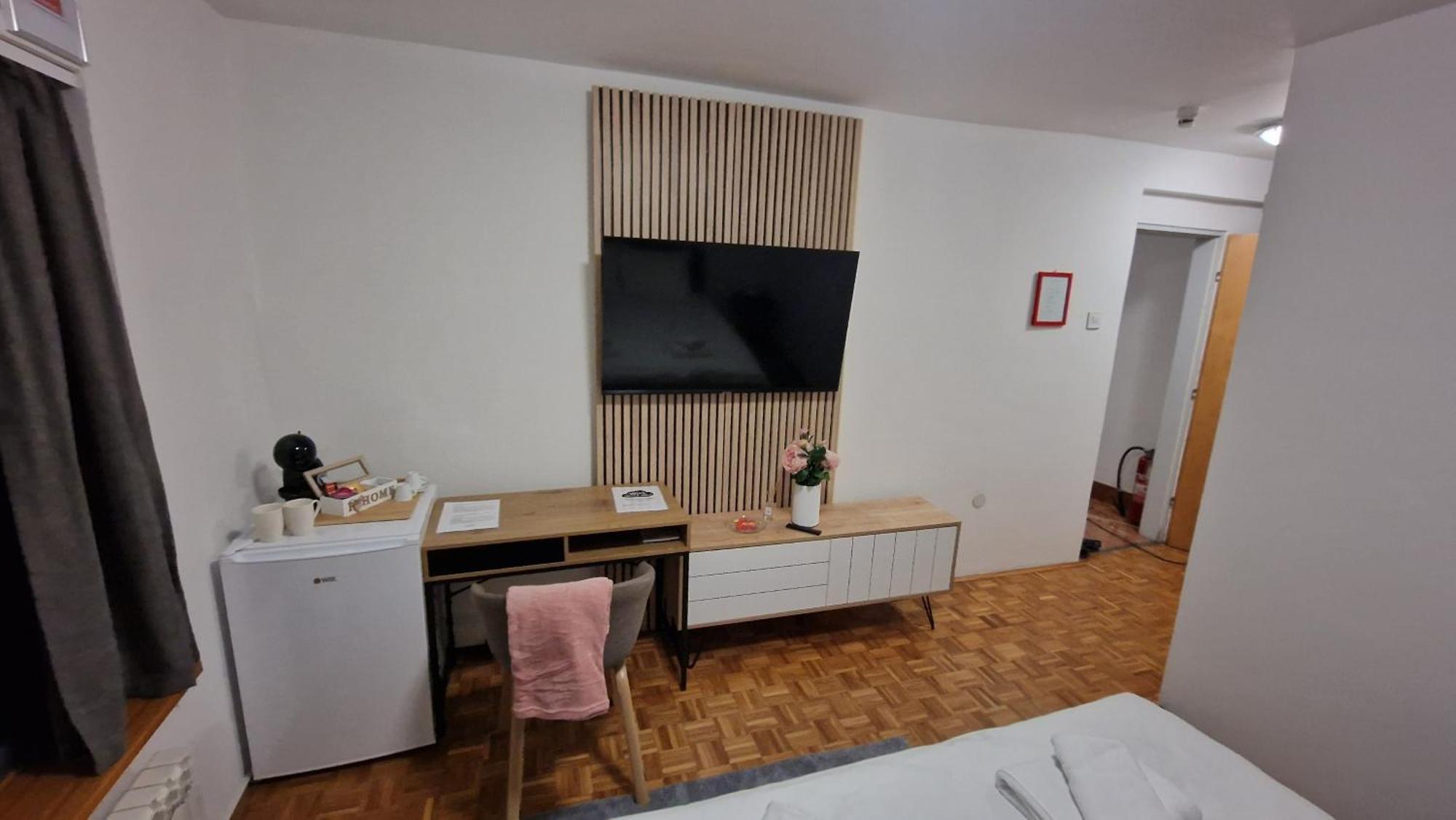 Olimpus Apartmani Bd Banjaluka بانيا لوكا الغرفة الصورة